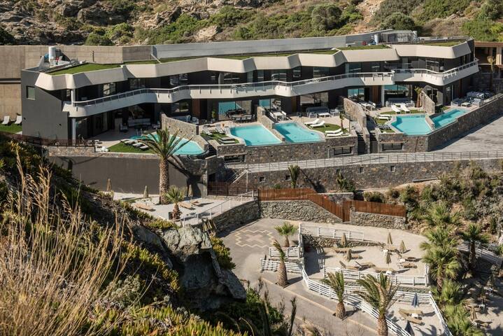 Made By The Sea Villas 8 BDRM gallery image 5