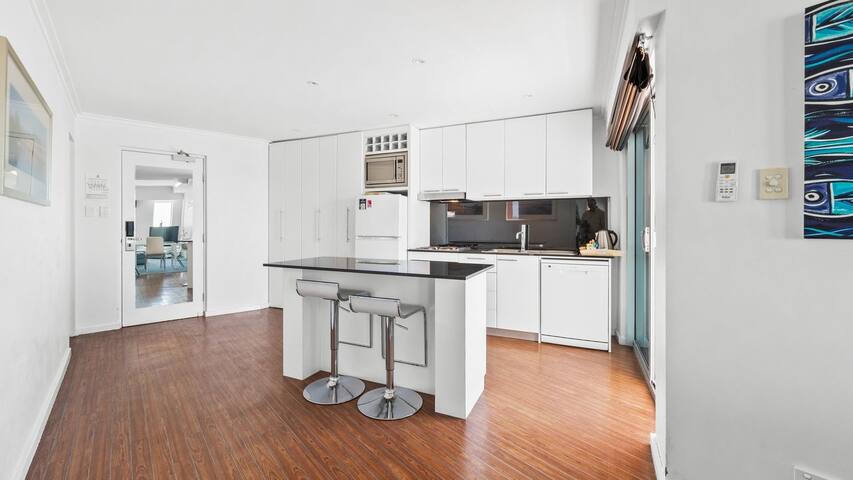 Sea Side 411 – Mandurah gallery image 3