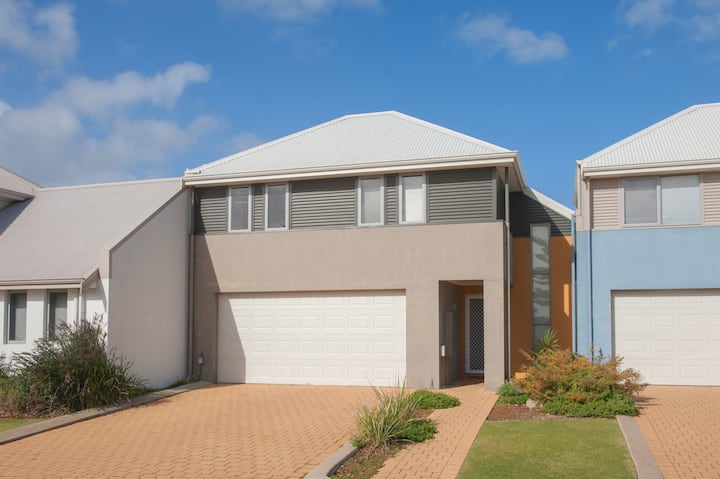 Marina Seaside Escape- Wifi - Busselton