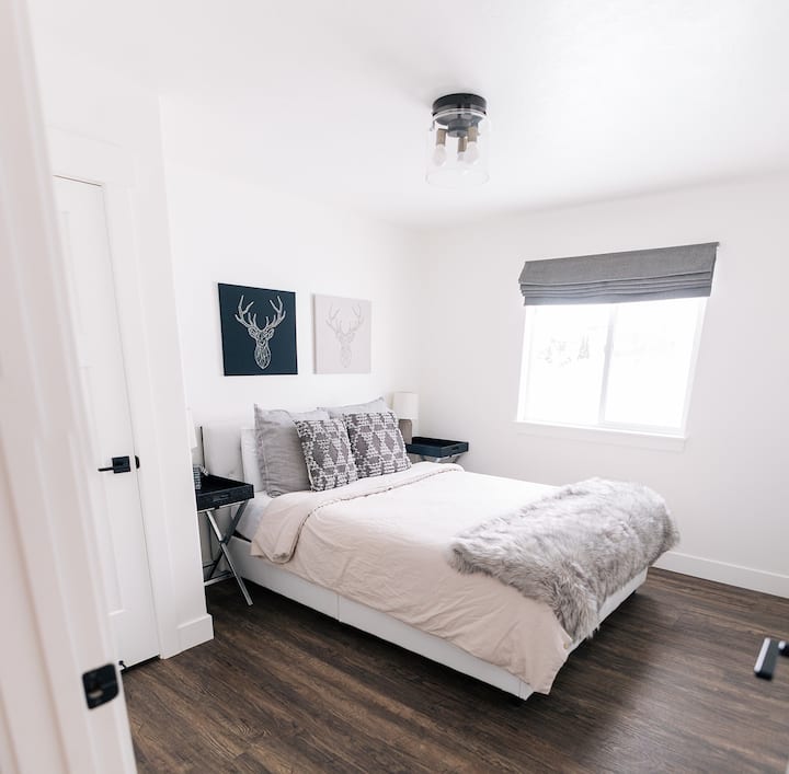 Chumba cha 3 cha kulala cha ghorofa (malkia)