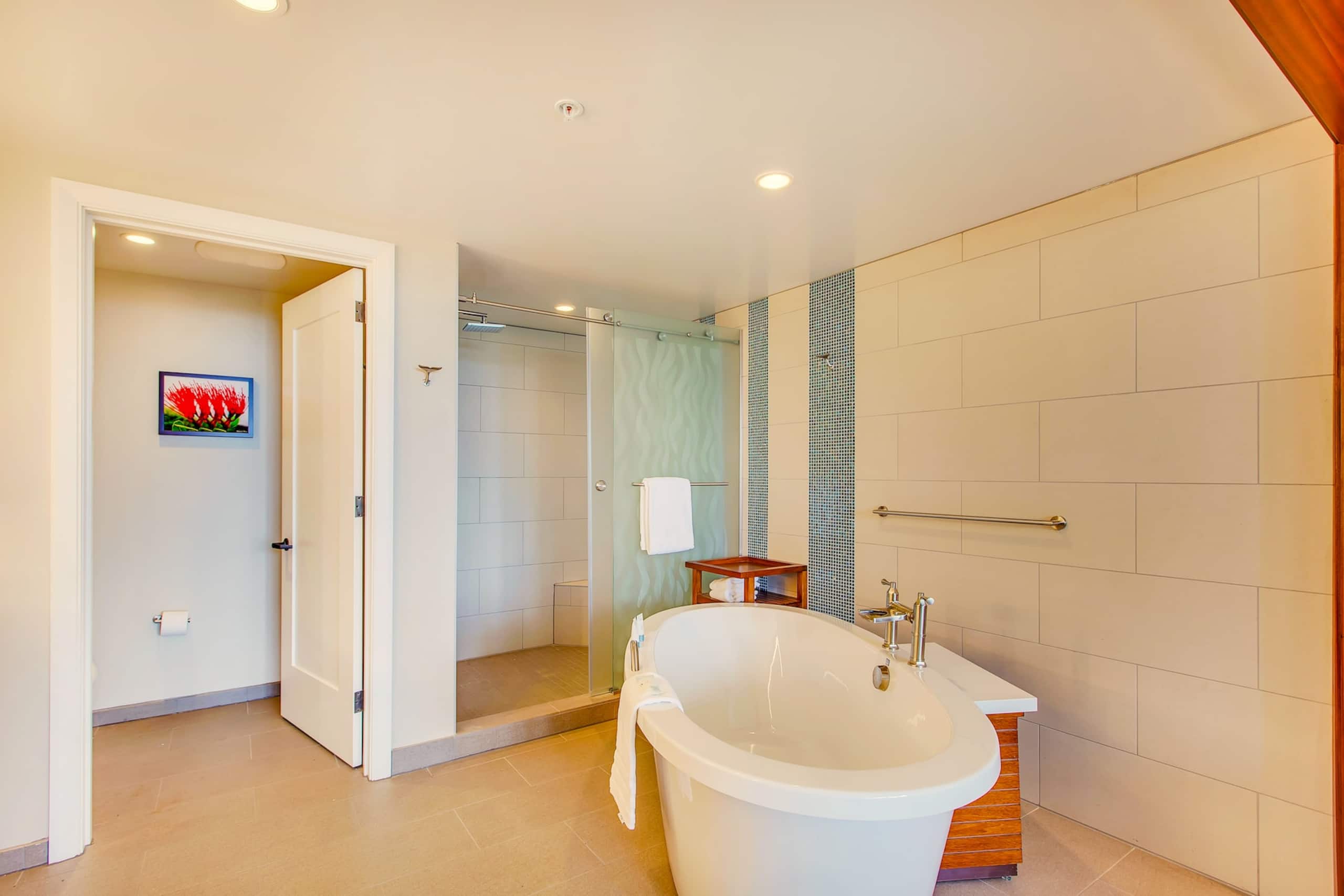 Condo in Lahaina · ★4.8 · 3 bedrooms · 4 beds · 2 baths - Image 17