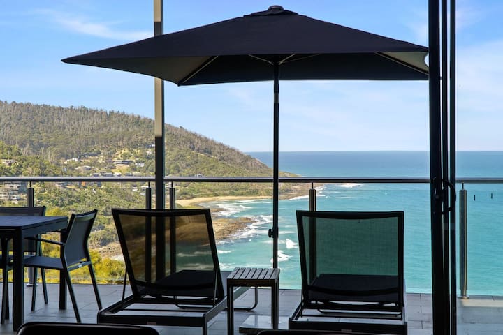 Azure Wye River – ocean views & wildlife gallery image 5