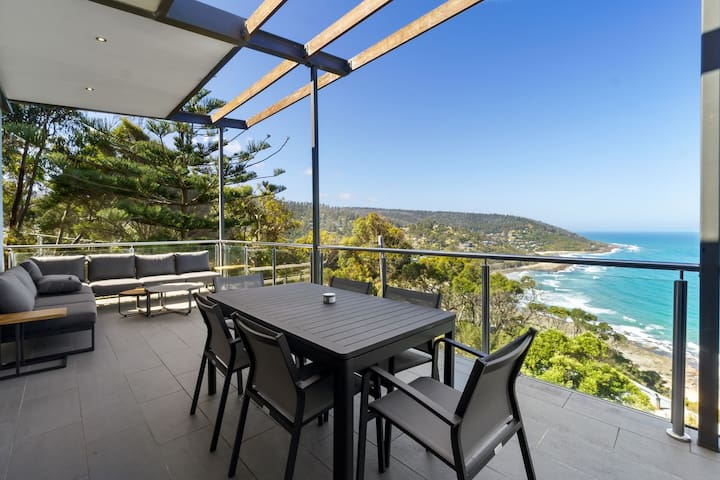 Azure Wye River – ocean views & wildlife