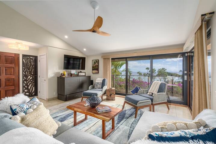 Wailea Elua: Huge Ocean Views, Pool, AC & Hot Tub gallery image 2