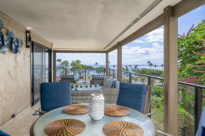 Wailea Elua: Huge Ocean Views, Pool, AC & Hot Tub gallery image 5