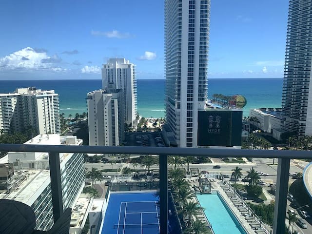 Ocean View 2 B/2B unit in luxury Condo Hotel