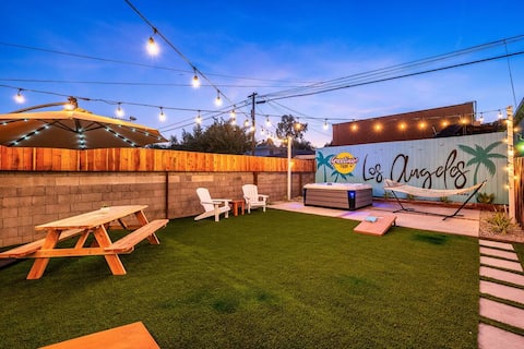 Jacuzzi+Games |BBQ| PingPong+Foosball| SoFi 5 min.!
