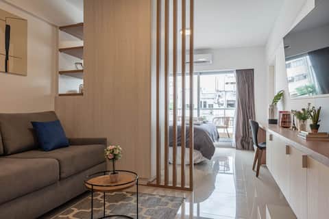 MOT + Moreno 550 'B' Loft with Pool in Plaza de Ma