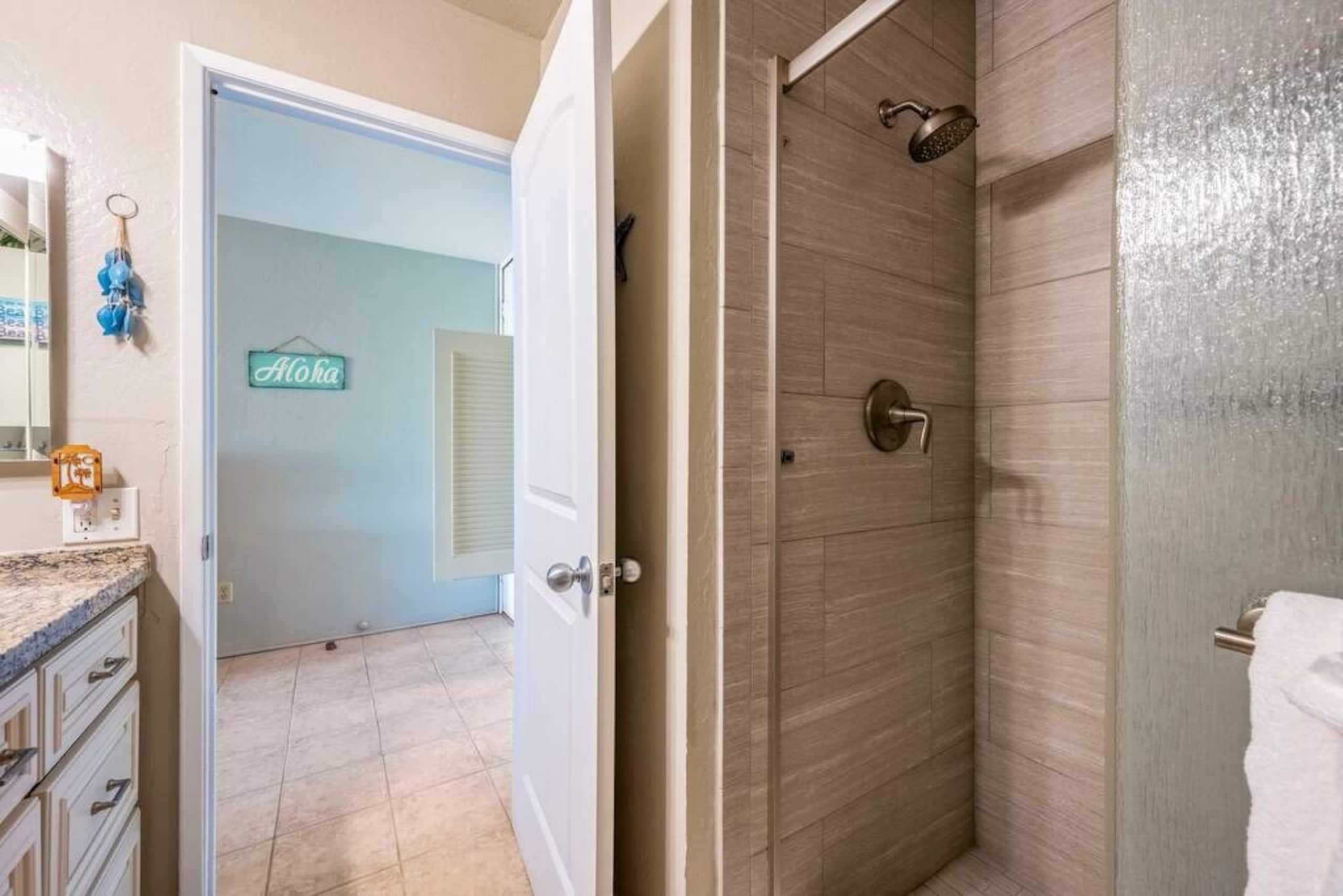Condo in Kihei · ★4.95 · 1 bedroom · 1 bed · 1 bath - Image 31