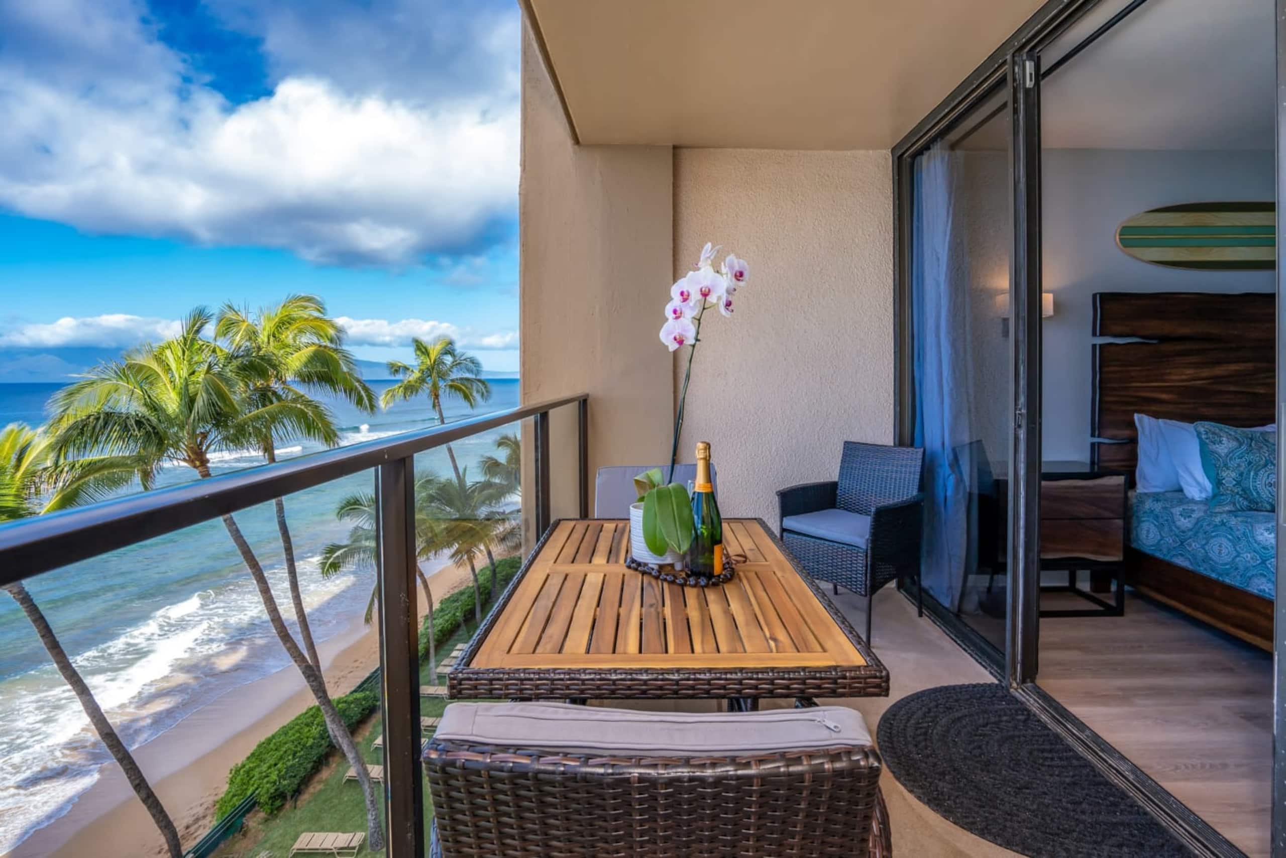Boutique Oceanfront Kaanapali Vistas - Image 18