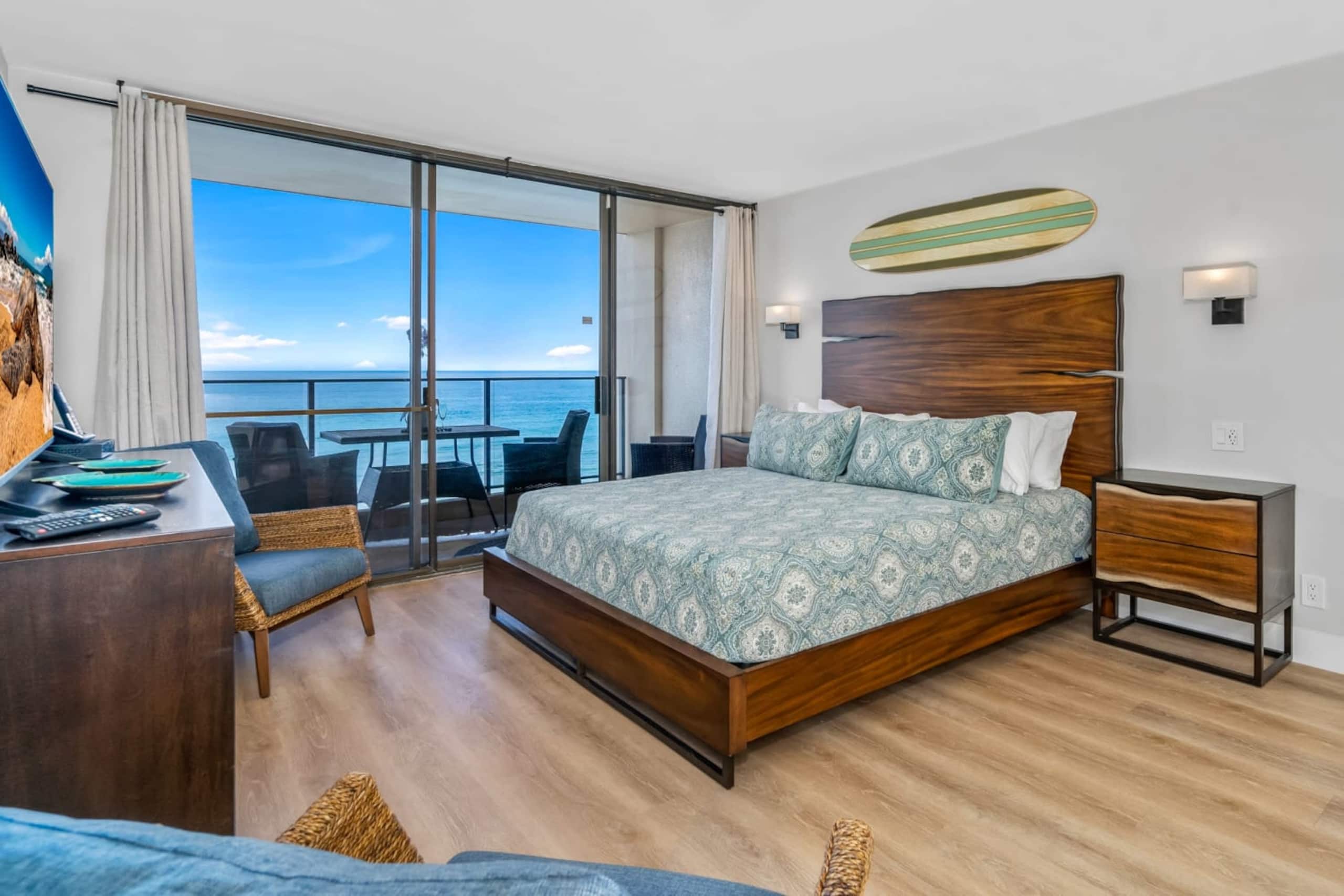 Boutique Oceanfront Kaanapali Vistas - Image 4