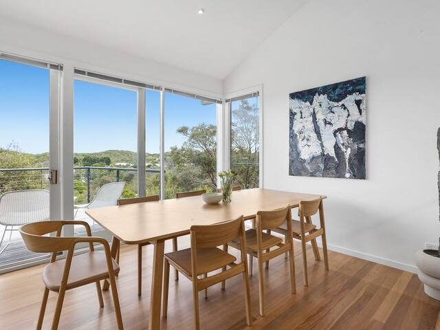 Moonah Beach House gallery image 5