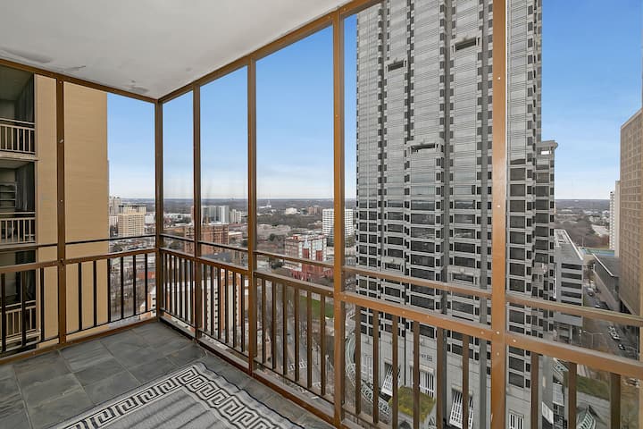 Downtown 2br Condo W/ Balcony - 애틀랜타