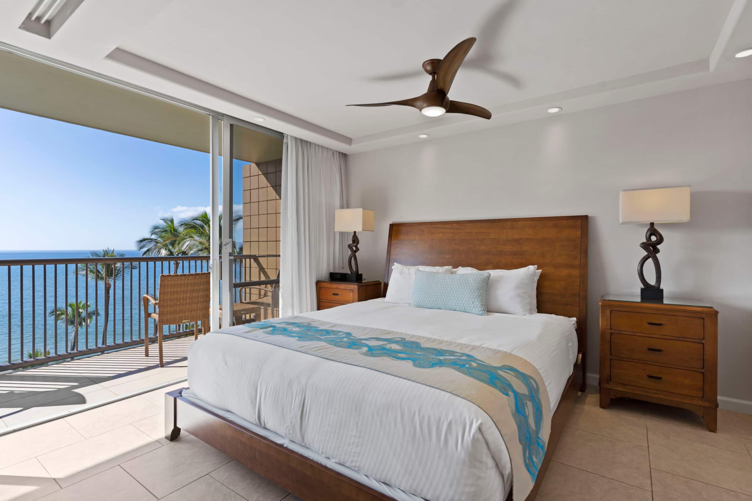 Condo in Kihei · ★4.64 · 2 bedrooms · 3 beds · 2 baths - Image 11