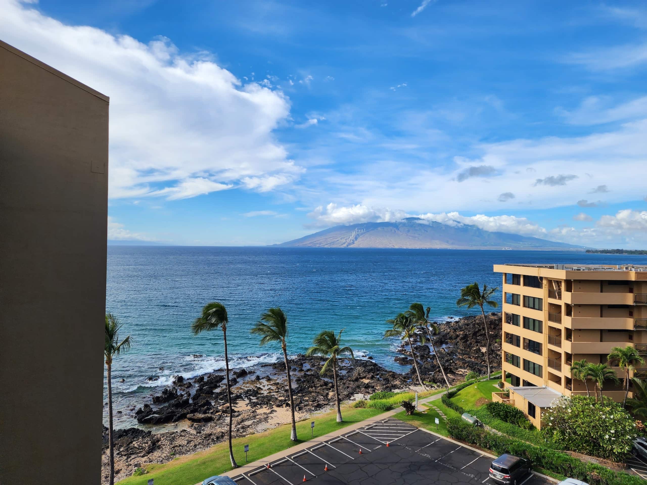 Condo in Kihei · ★4.64 · 2 bedrooms · 3 beds · 2 baths - Image 34