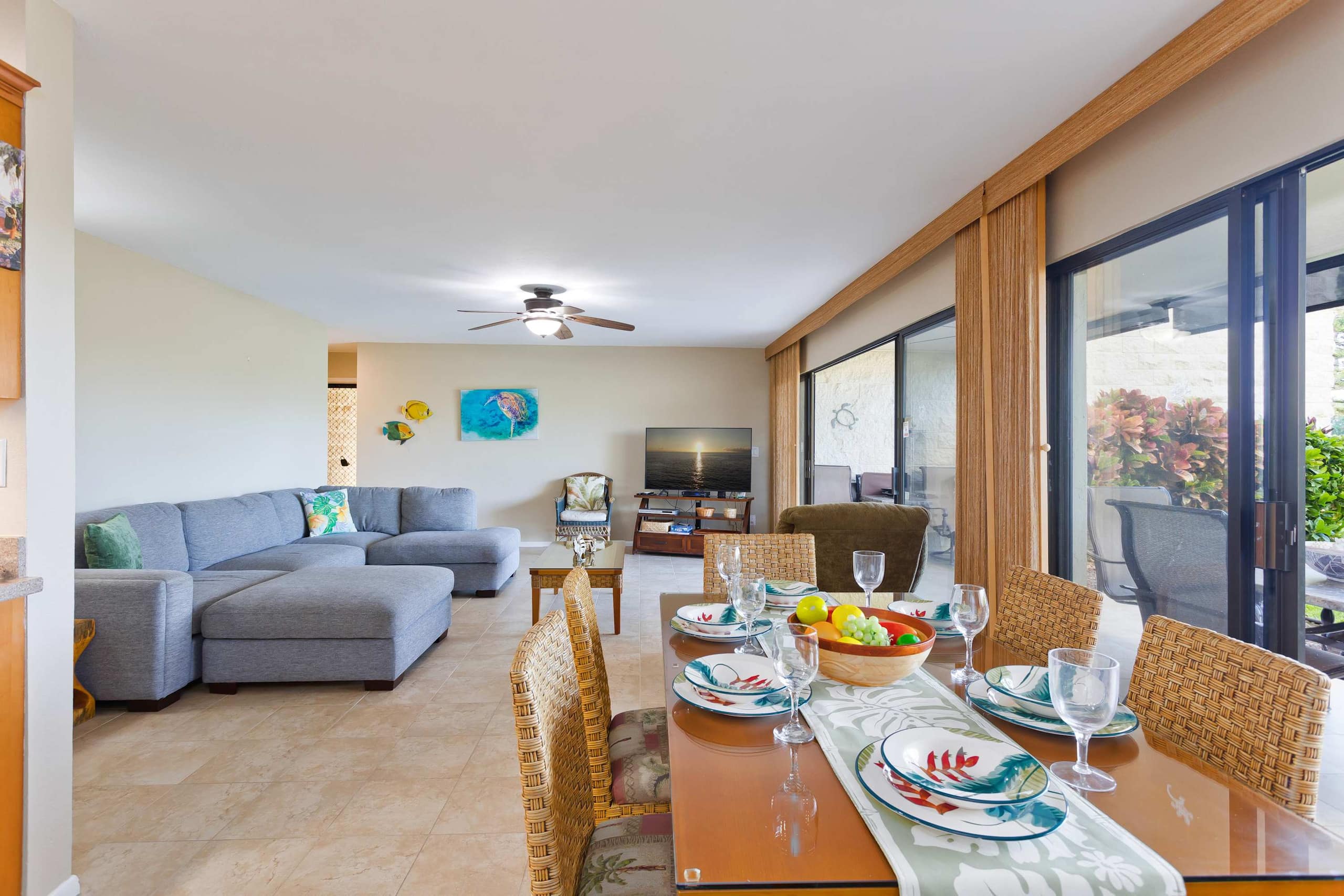 Condo in Kailua-Kona · ★4.61 · 2 bedrooms · 3 beds · 2 private baths - Image 12