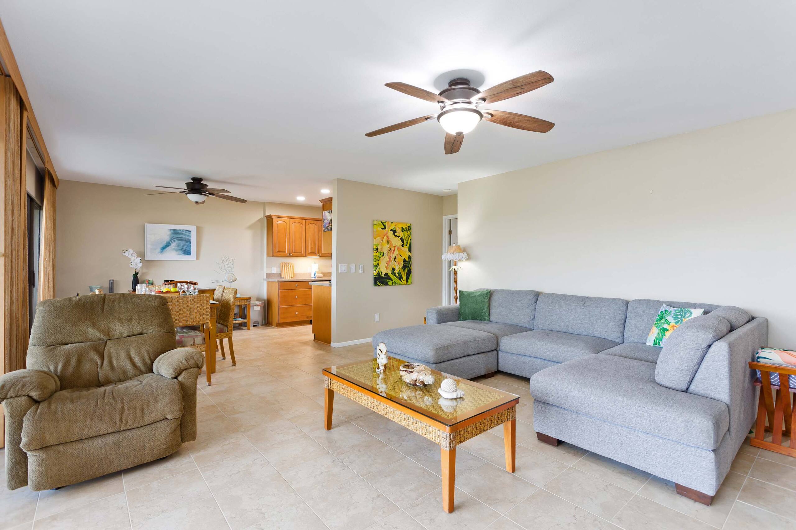 Condo in Kailua-Kona · ★4.61 · 2 bedrooms · 3 beds · 2 private baths - Image 15