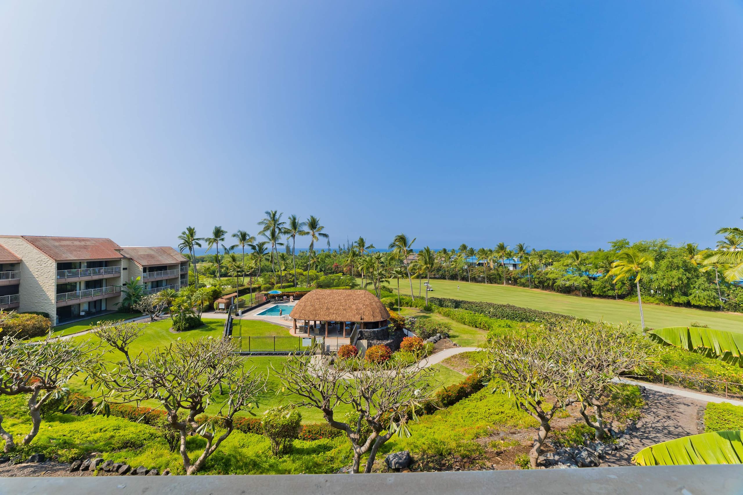 Condo in Kailua-Kona · ★4.61 · 2 bedrooms · 3 beds · 2 private baths - Image 43