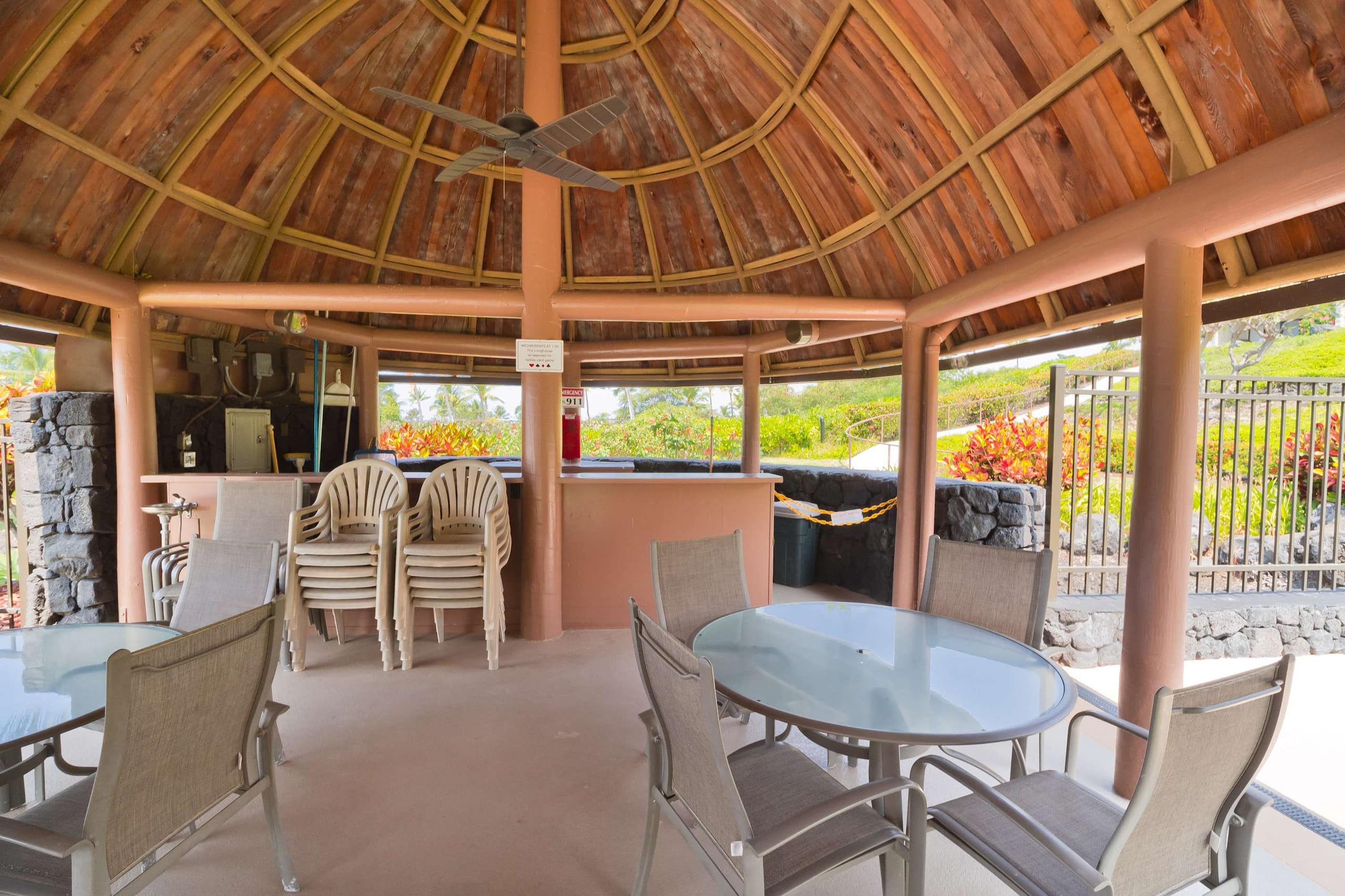 Condo in Kailua-Kona · ★4.61 · 2 bedrooms · 3 beds · 2 private baths - Image 51