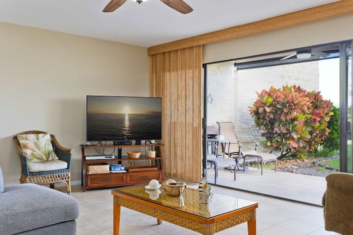 Keauhou Punahele | Private Lanai W/ Grill - Kahalu’u Beach Park