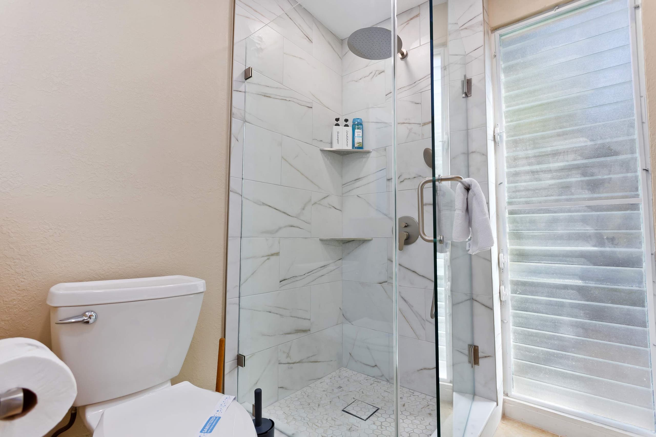 Condo in Kailua-Kona · ★4.61 · 2 bedrooms · 3 beds · 2 private baths - Image 34