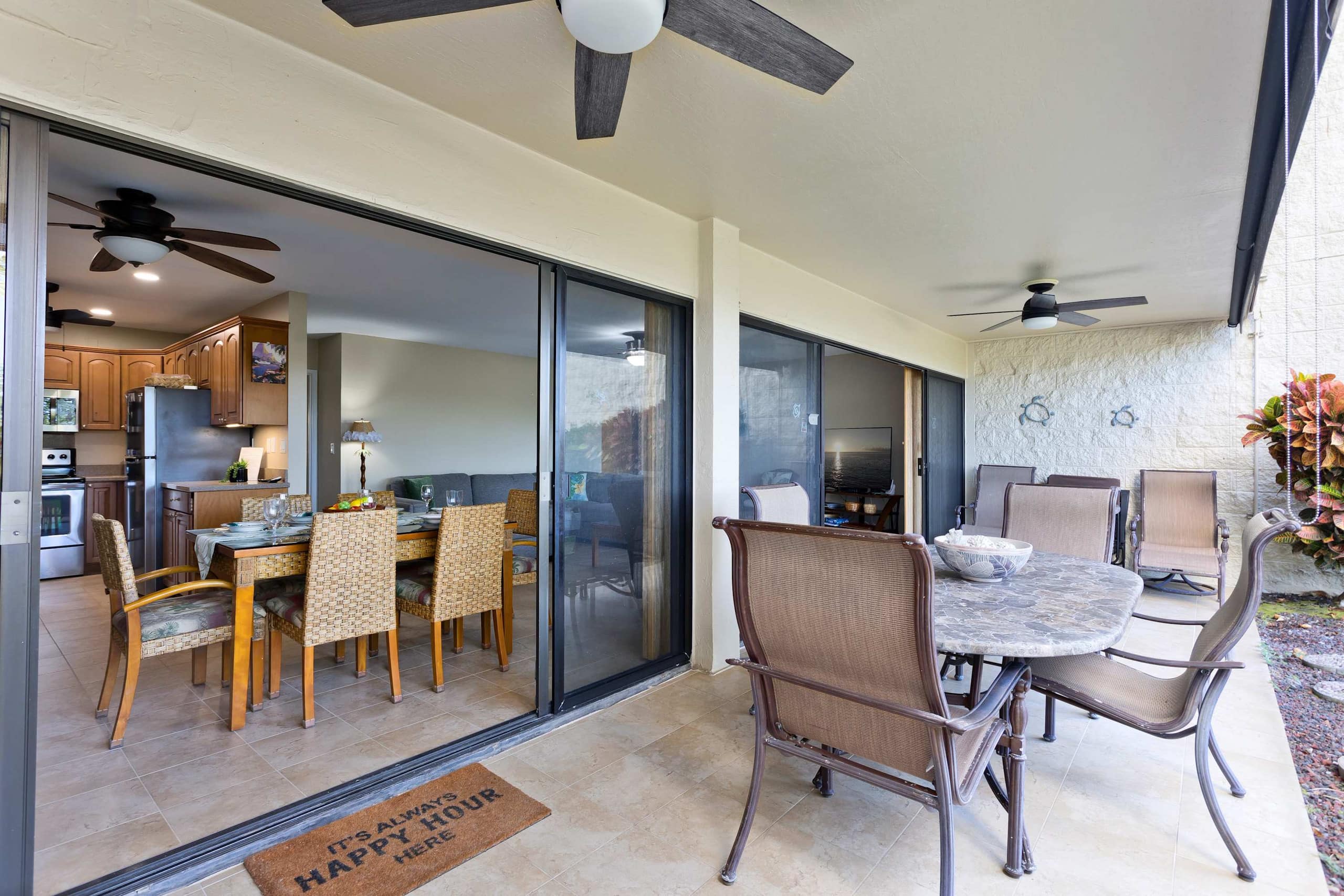 Condo in Kailua-Kona · ★4.61 · 2 bedrooms · 3 beds · 2 private baths - Image 10