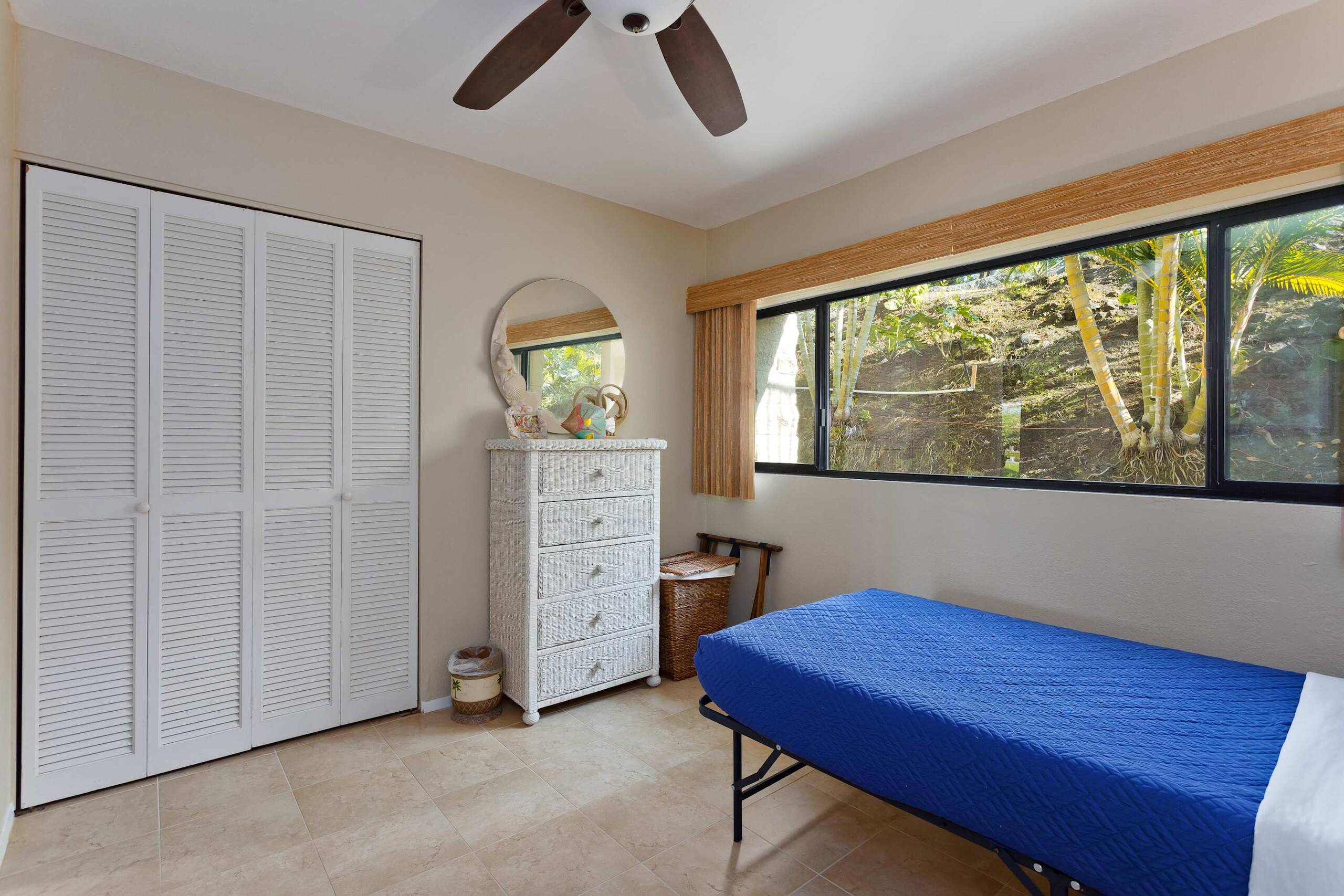 Condo in Kailua-Kona · ★4.61 · 2 bedrooms · 3 beds · 2 private baths - Image 35