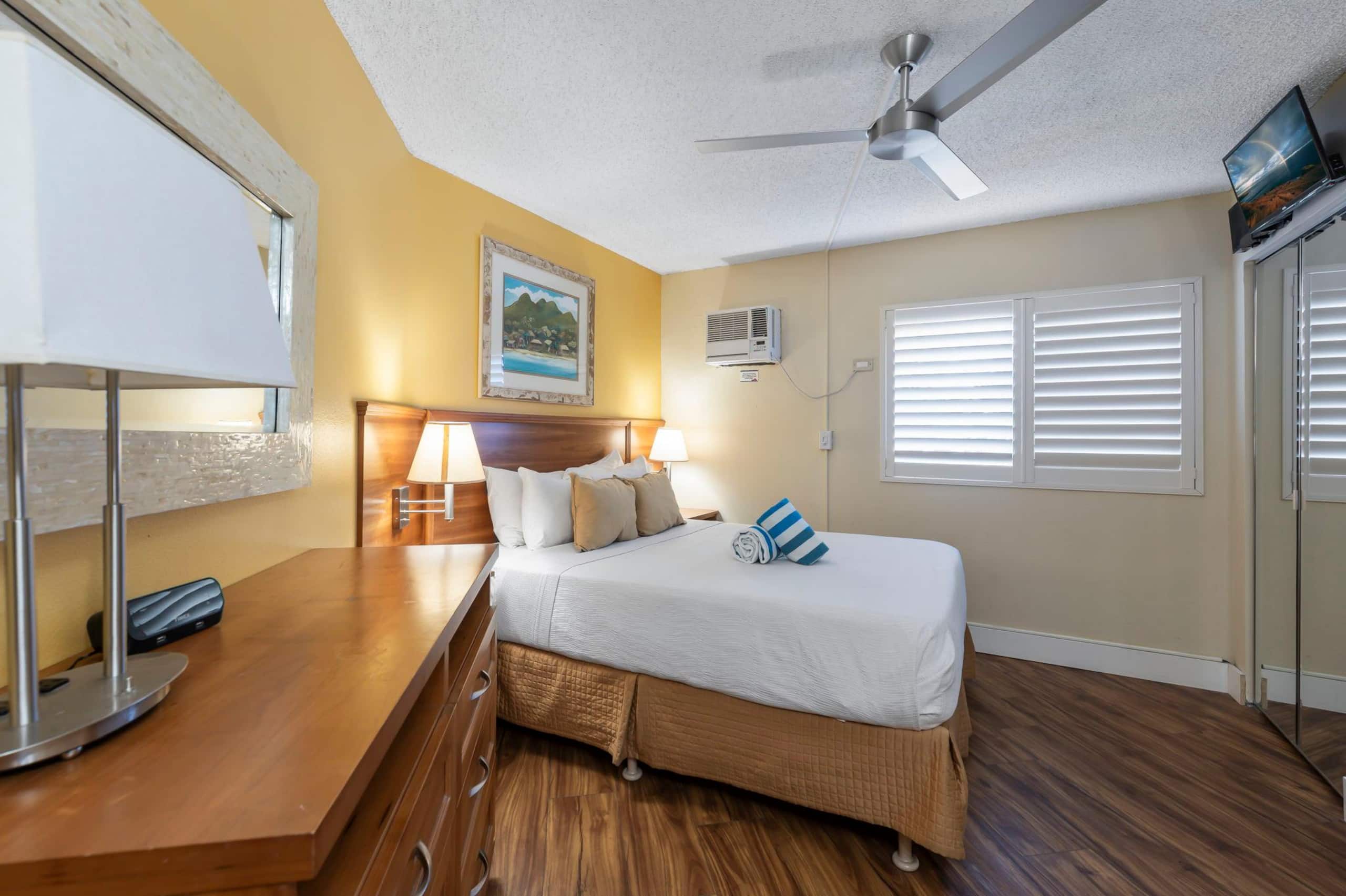 Condo in Kihei · ★4.0 · 1 bedroom · 3 beds · 2 baths - Image 23