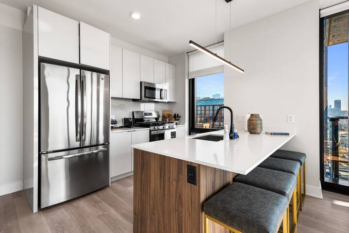 High-End 8BR Apartments in West Loop gallery image 2