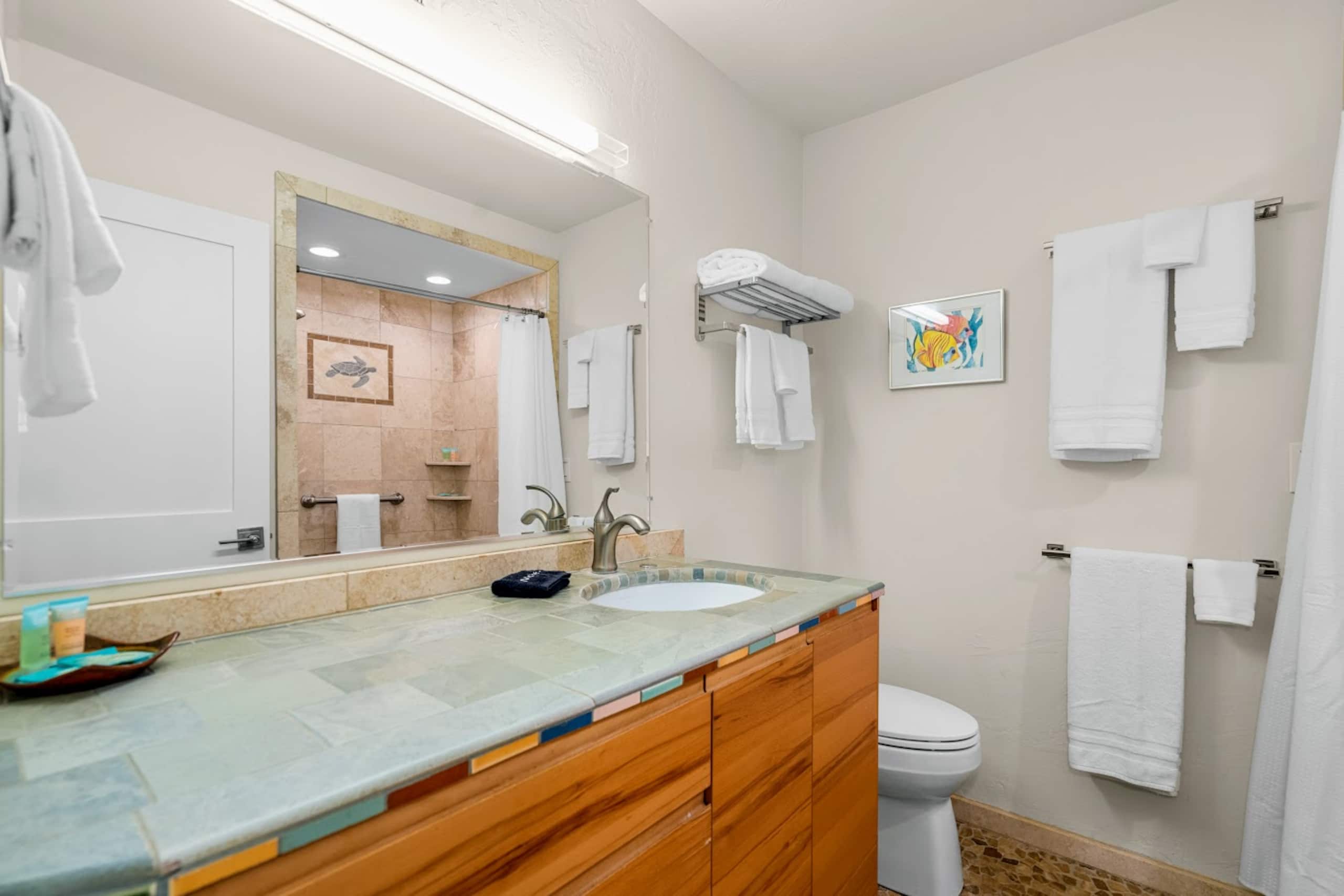 Condo in Kihei · ★4.85 · 1 bedroom · 2 beds · 1 bath - Image 12