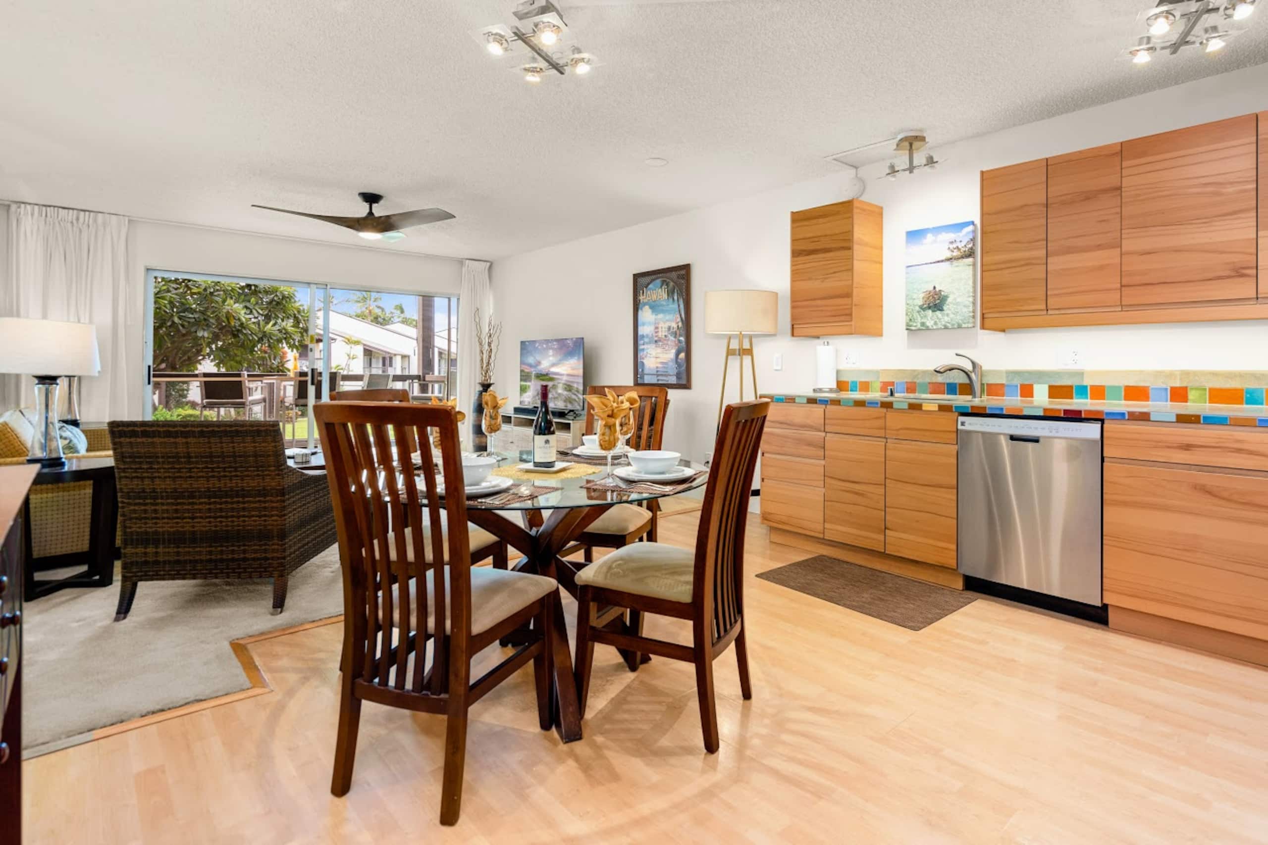 Condo in Kihei · ★4.85 · 1 bedroom · 2 beds · 1 bath - Image 8