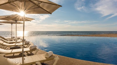1BR Resort with a Spacious Room and Golden Beaches