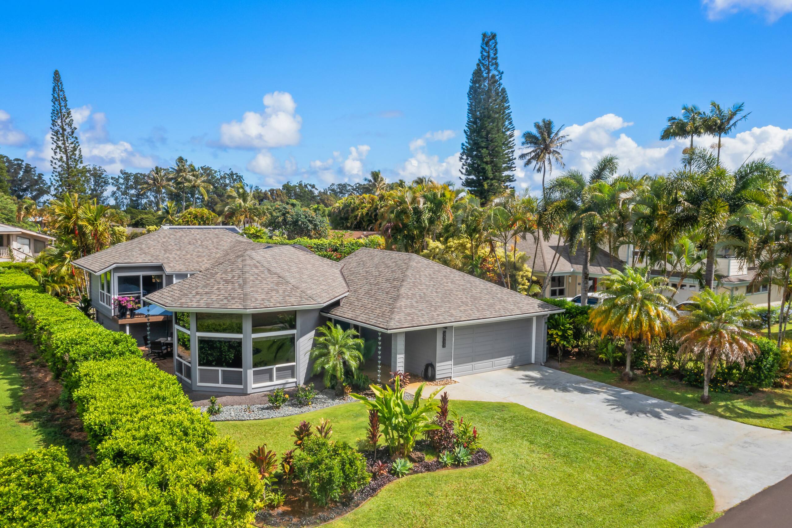 Home in Princeville · ★5.0 · 3 bedrooms · 4 beds · 2 baths - Image 2