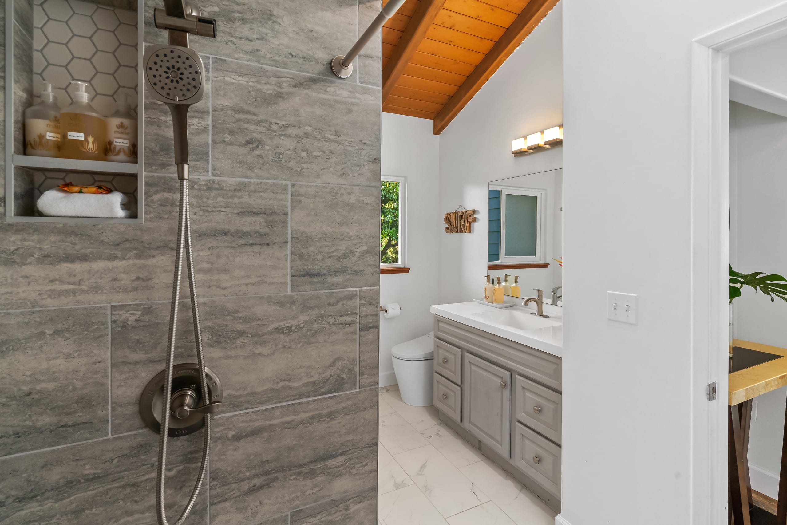 Home in Princeville · ★5.0 · 3 bedrooms · 4 beds · 2 baths - Image 22