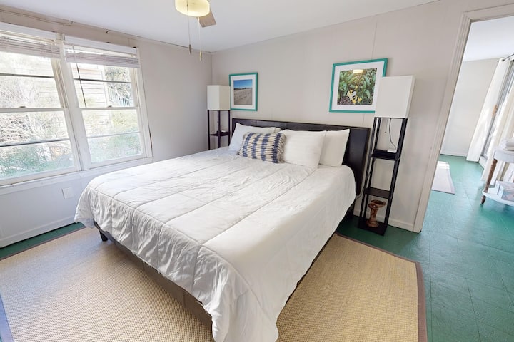 99-Steps-Away-غرفة النوم-2