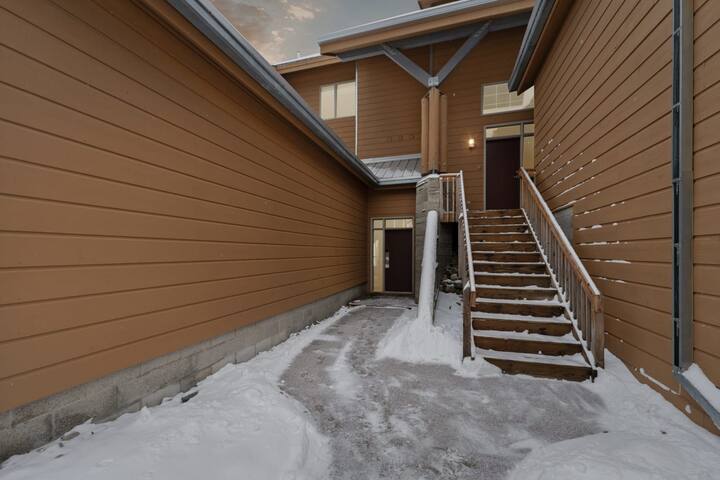 Bergrand Realty managed Airbnb listing 1