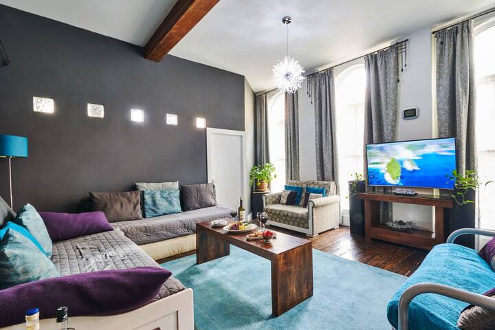 Luxury City Apartment Northern Quarter Sleeps 10 gallery image 4