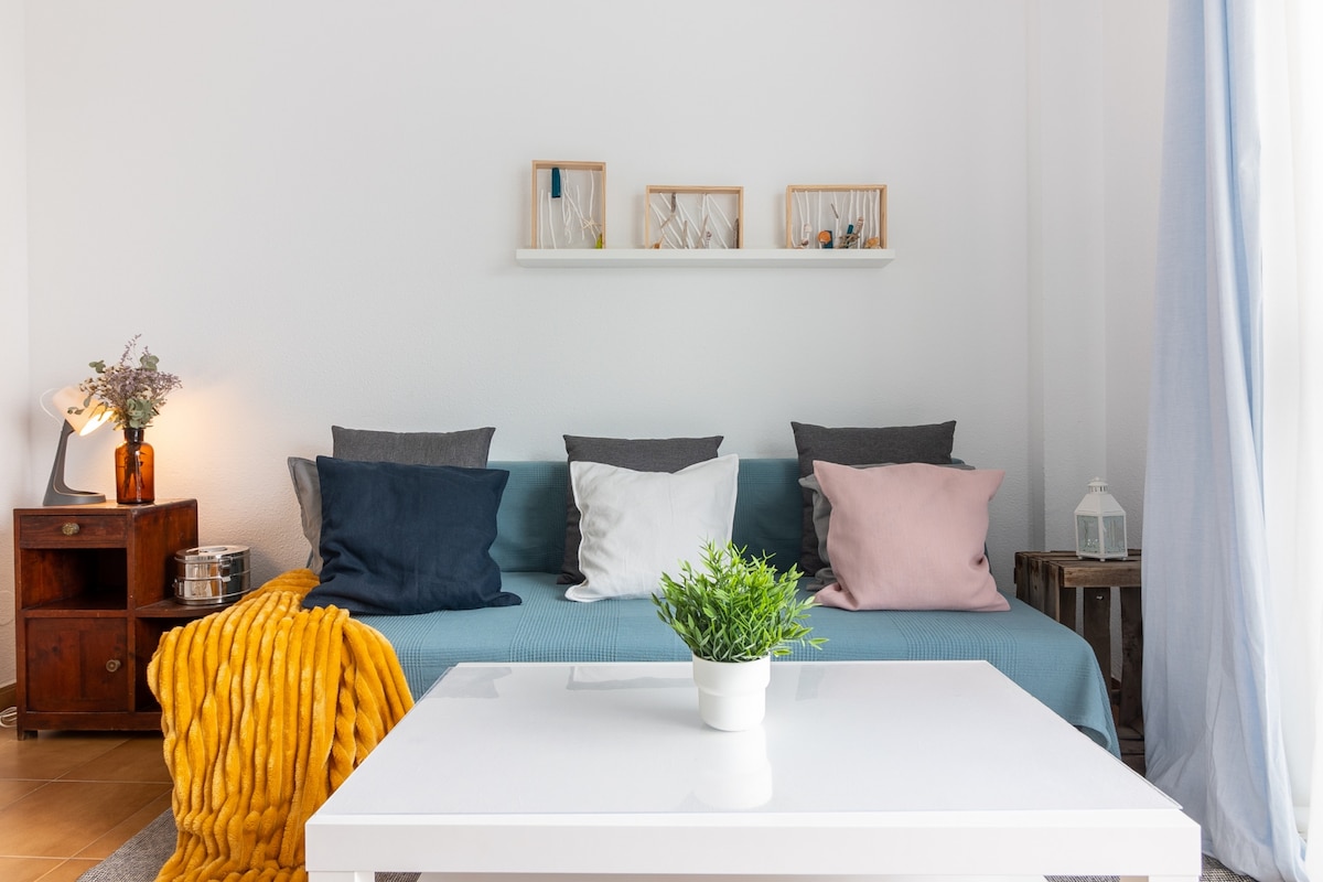 Top Airbnb: SW Pedregalejo 2 Beach Apartment in Echeverría Del Palo