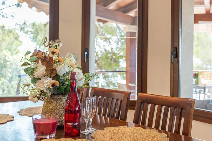 Villa con Infinity pool gallery image 5