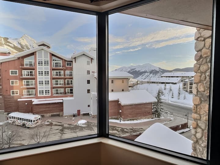 The Best View W/ Pool, Hot Tub, Ski In/out! - Crested Butte, CO