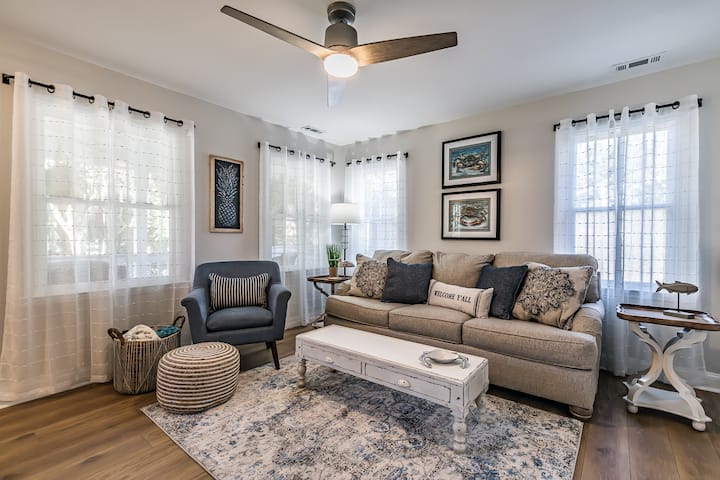 Newly Renovated Listing! Cottage On Broad - Beaufort, SC