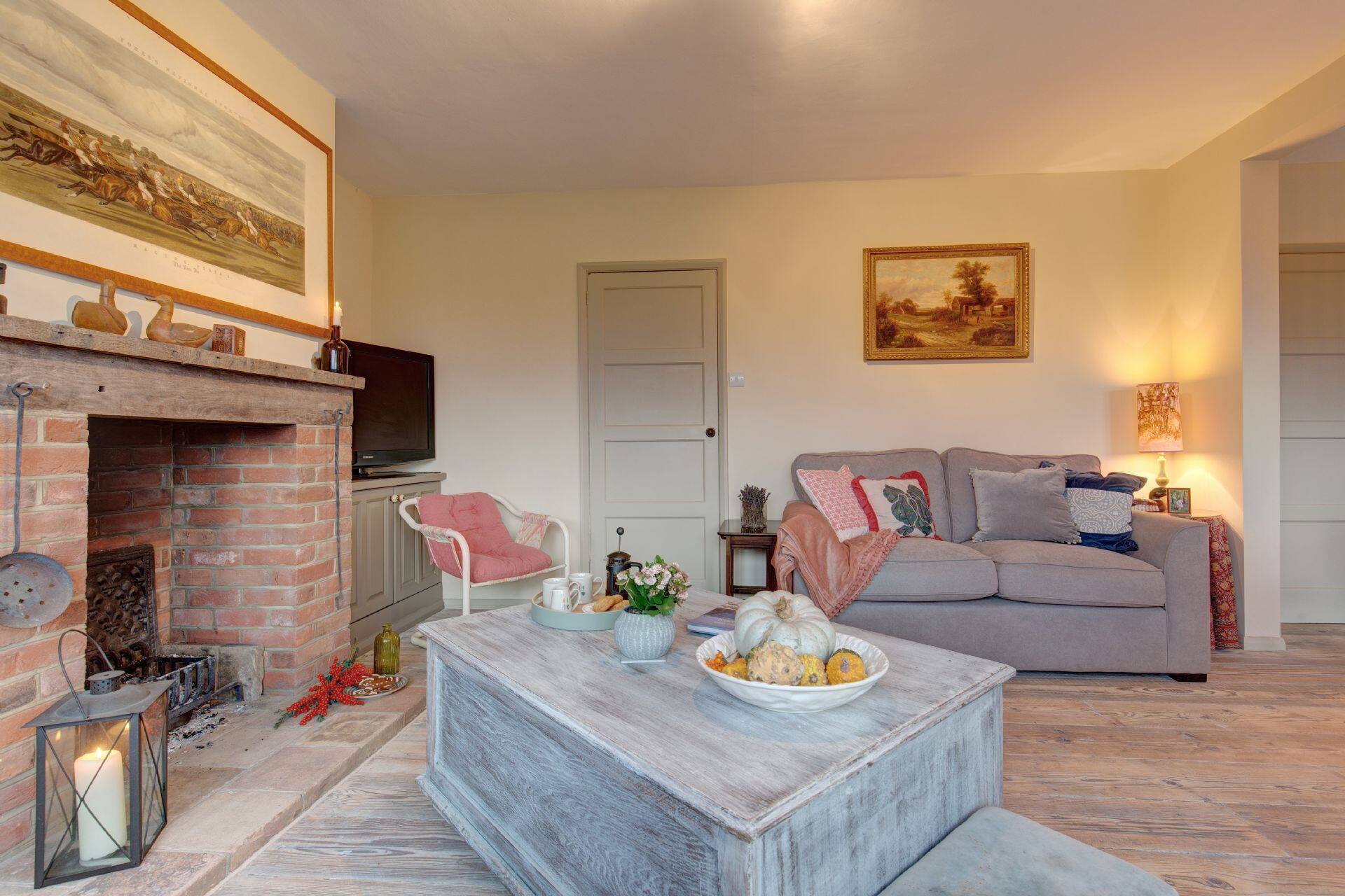 No 1 Sparham Hall - Norfolk Cottage Agency