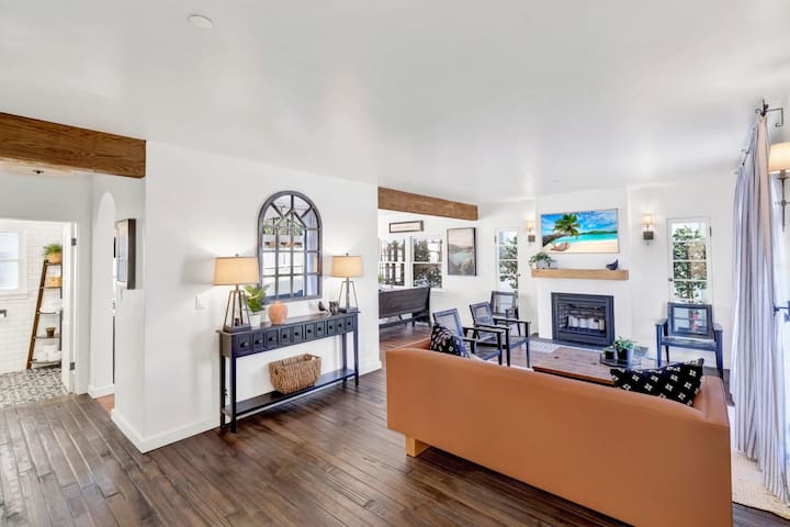 New! Spacious Detached Home | Perfect Location