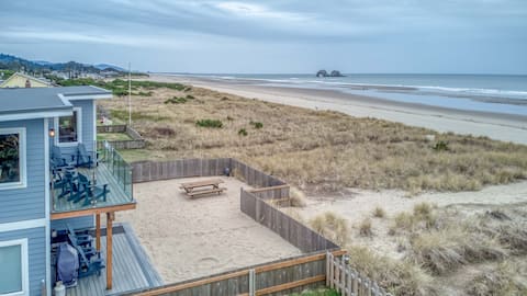 Oceanfront-Beach Access-Fenced Yard-Dogs Welcome