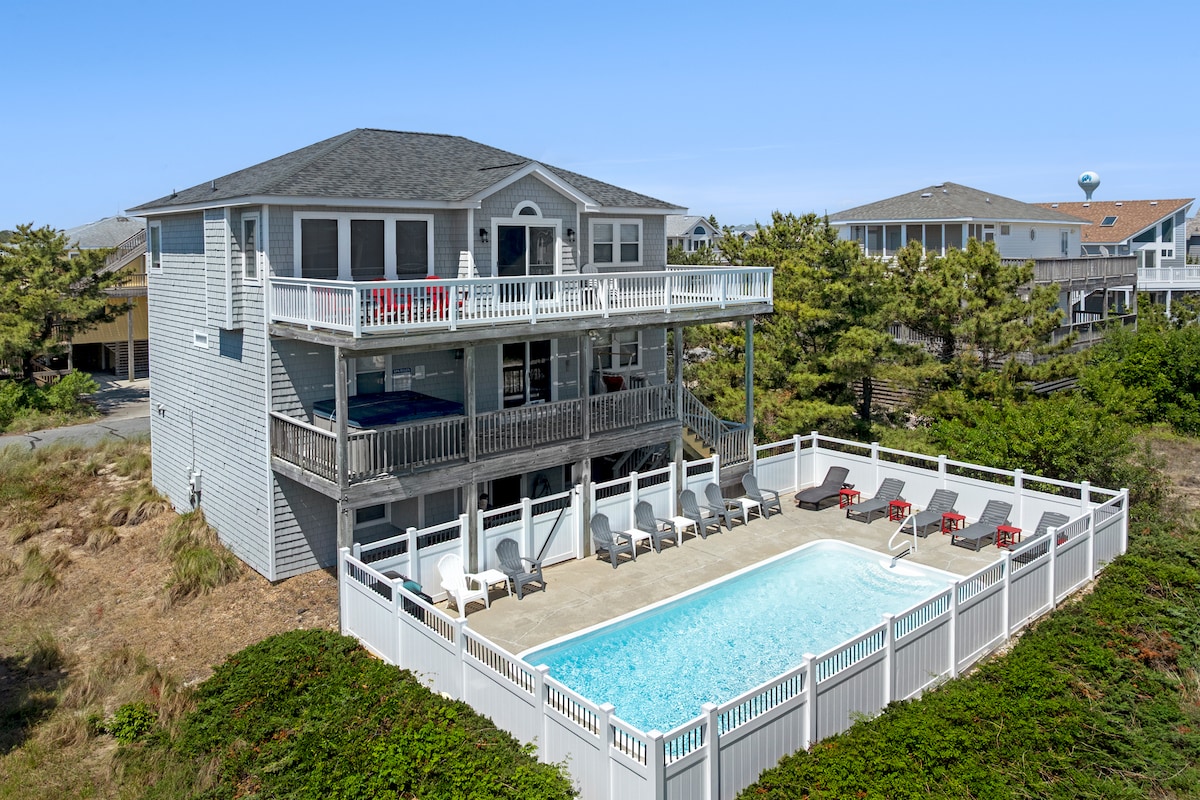 Carolina Moon: Oceanside, pool, hot tub, Dogs OK!