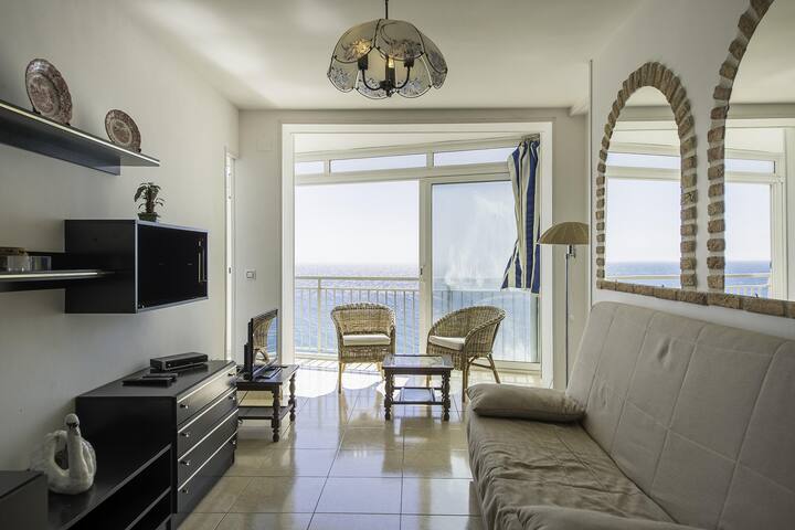 Apartment with sea views in Platja d’Aro gallery image 2