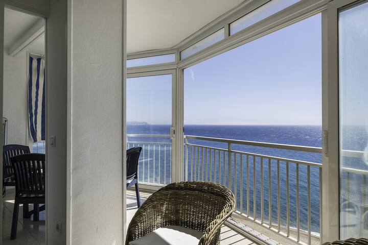 Apartment with sea views in Platja d’Aro gallery image 3