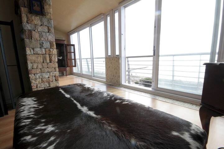 Leisure Bay 306 by CTHA gallery image 5