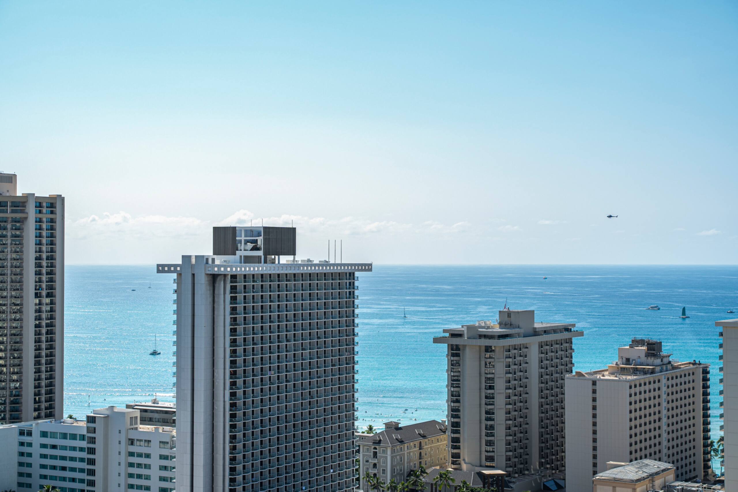 Condo in Honolulu · ★4.58 · 1 bedroom · 2 beds · No bathroom - Image 16