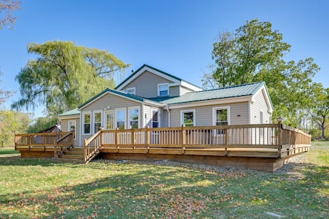 Deck & Hot Tub: Pet-Friendly Seneca Lake Home!